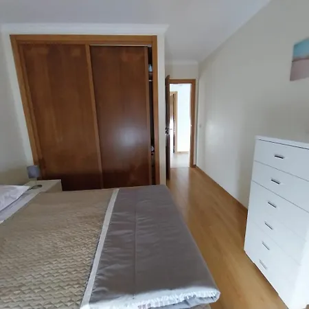 公寓 Triangle Lisbon-sintra-cascais -apartment With Easy Access & Parking